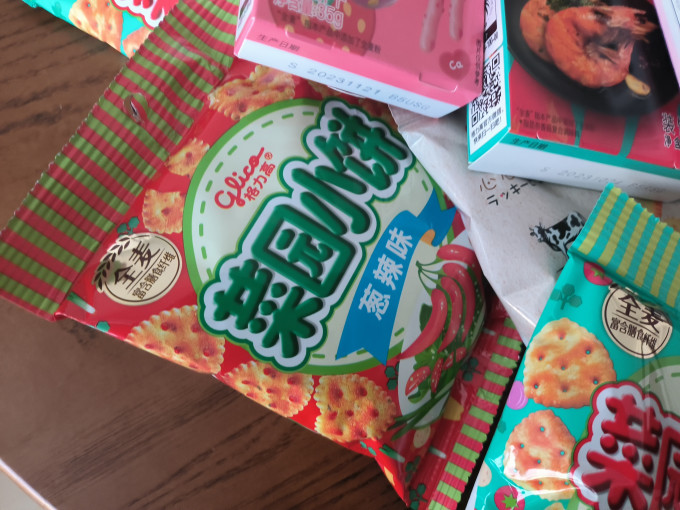 格力高饼干糕点
