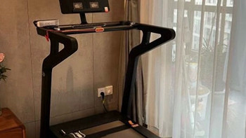 ￼￼易跑【中国田协官方合作款】M6马拉松跑步机家庭用爬坡高端健身房器材