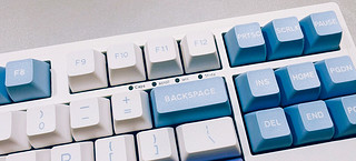 杜伽K100奶昔轴机械键盘：办公桌上的新宠儿