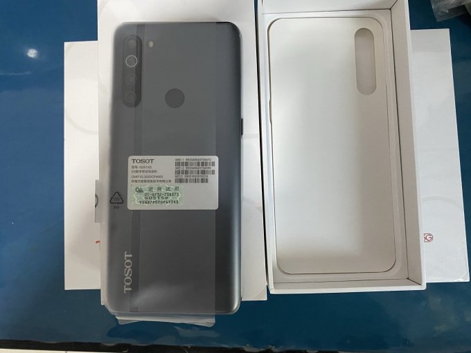 全新未拆封格力手机大松5g手机681英寸5g芯动力疾速不等待6128gbgo