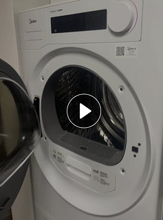 洗衣机焕新：美的（Midea）滚筒洗衣机全自动 
