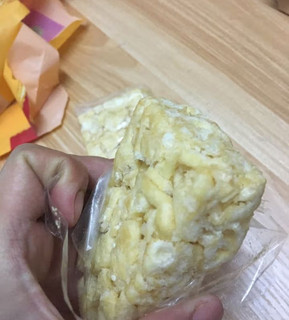 徐福记 经典鸡蛋沙琪玛 老式糕点早餐饼干 传统蛋糕526g/袋