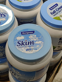 澳洲进口蓝胖子纯牛奶粉，好喝又营养。