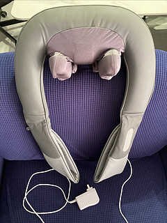 模拟人手3D揉捏的肩颈按摩仪，低头族都应该备起来！