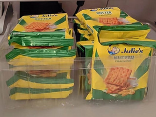 茱蒂丝（Julie's）马来西亚进口零食品早餐礼物 咸味奶油苏打饼干300g