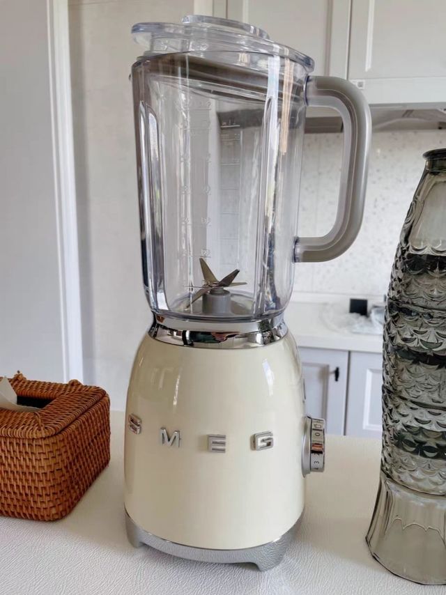 SMEG/斯麦格BLF03破壁机