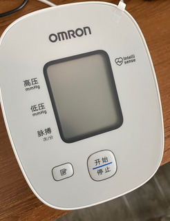 欧姆龙（OMRON）上臂式智能高血压测量仪 实时监护你的血压！