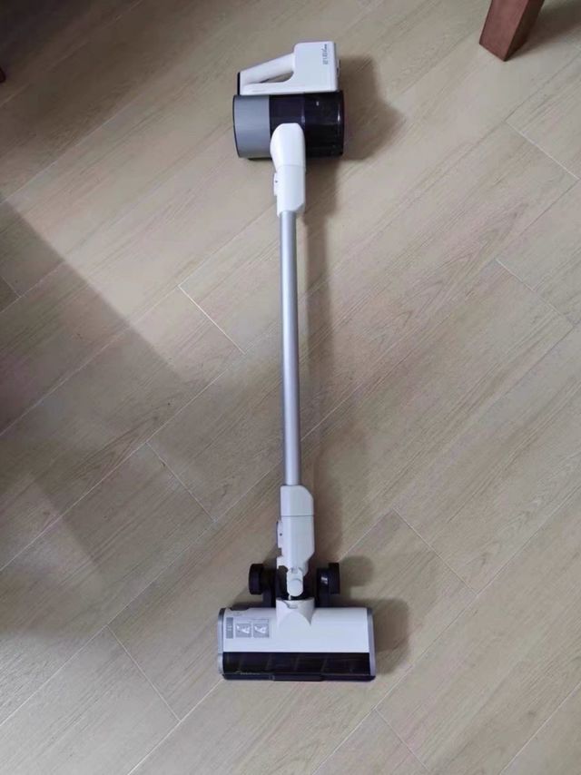 美的吸尘器家用大吸力吸尘器