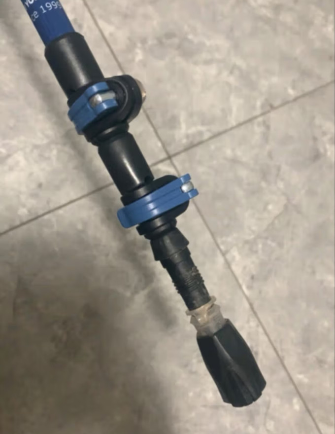 探路者手杖