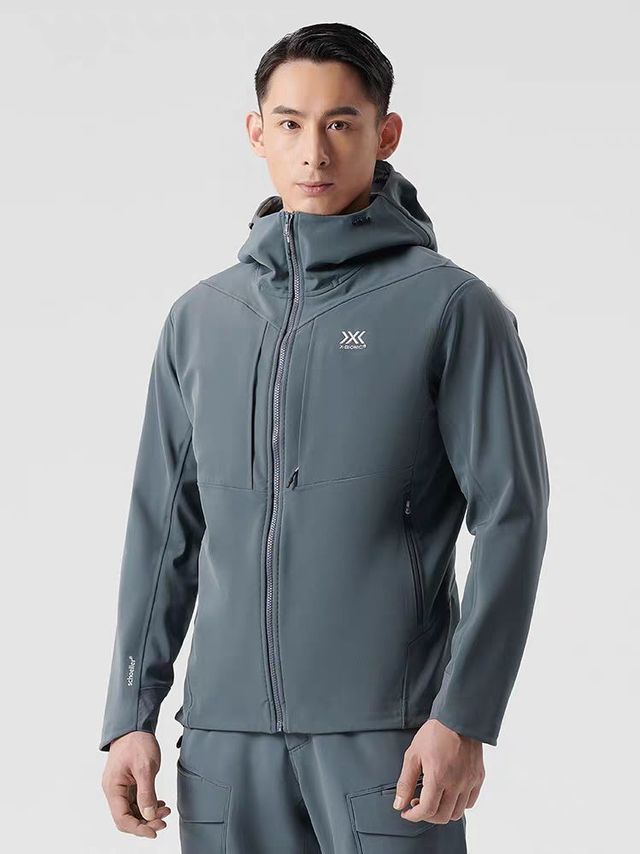 X-BIONIC旷野加绒软壳衣：户外运动的全方位守护者