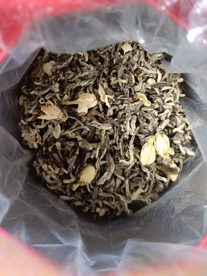 露华春茶类