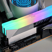 内行评测：三倍RGB发光面积，稳稳超频8000MHz丨佰维WOOKONG DX100 DDR5 RGB内存超频实录