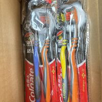 高露洁（Colgate） 适齿炭牙刷 4支