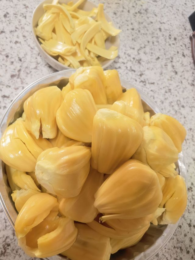 值友们，我谢谢你，终于让我买到了整个的梦中情菠萝蜜