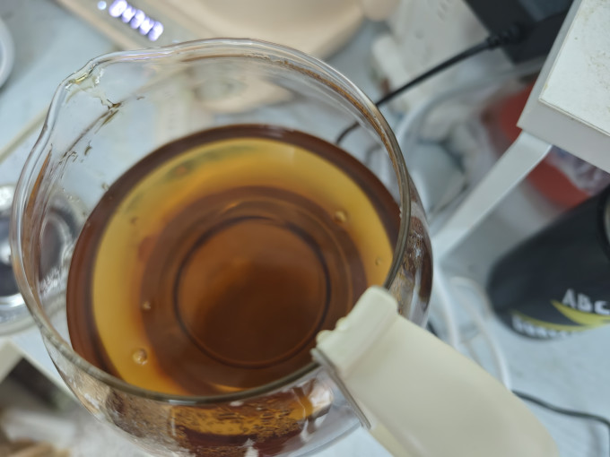 小熊电水壶