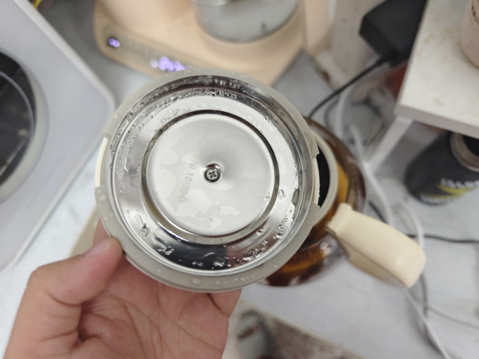小熊电水壶