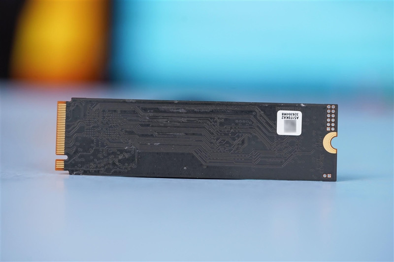长江存储 PC411 1TB SSD 评测：无缓也能满血，远超同级产品