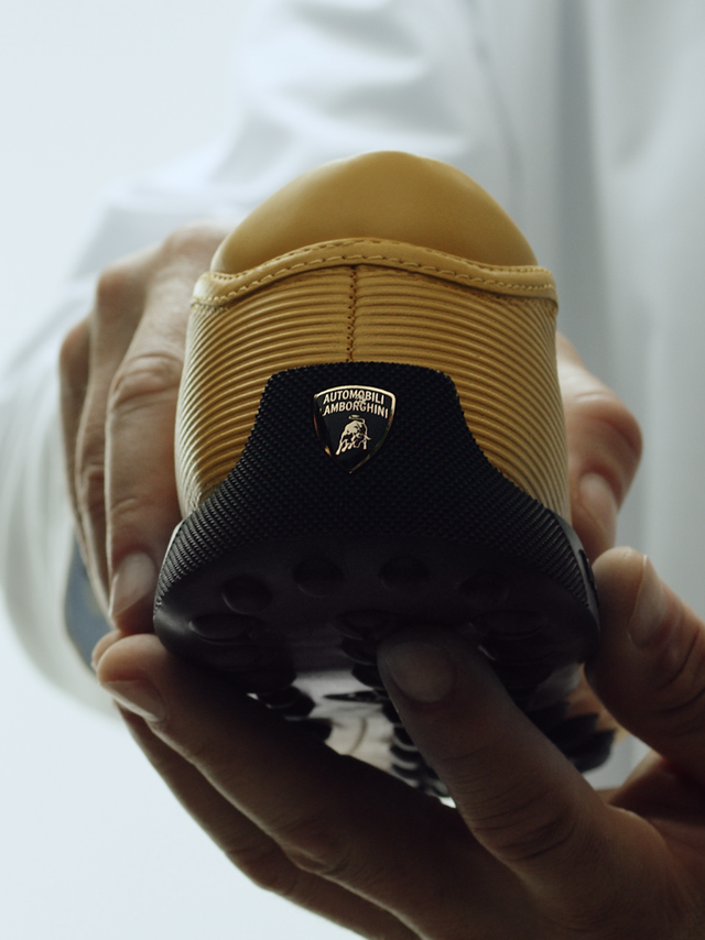 这或是你的第一辆（双）兰博基尼，TOD'S与兰博基尼跨界发布豆豆鞋。