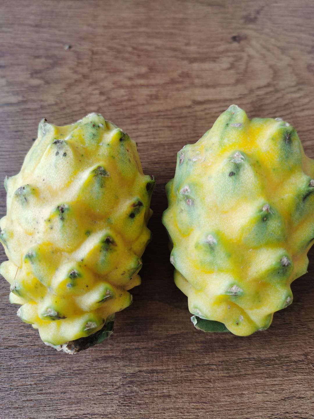 买点黄皮火龙果送朋友