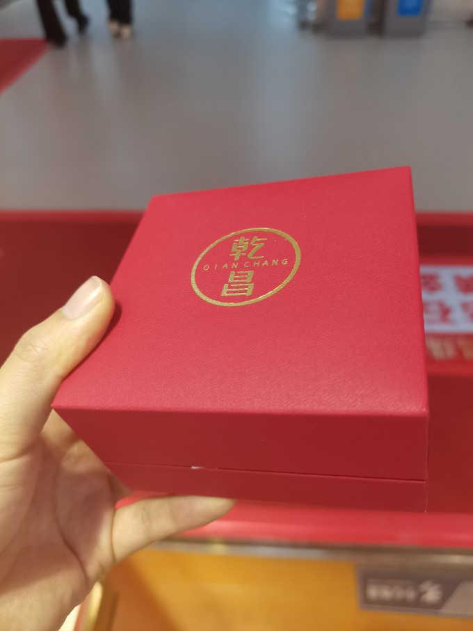 周大生黄金首饰