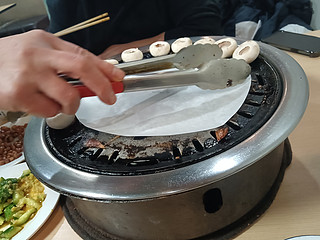 冬日烧烤，夏日冰饮