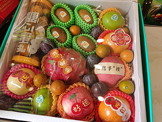 食品专栏 篇三百七十五：过年送水果你们会买这种果篮吗？