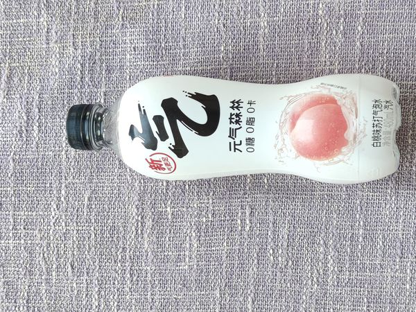 年夜饭桌上必备的元气森林气泡水推荐。