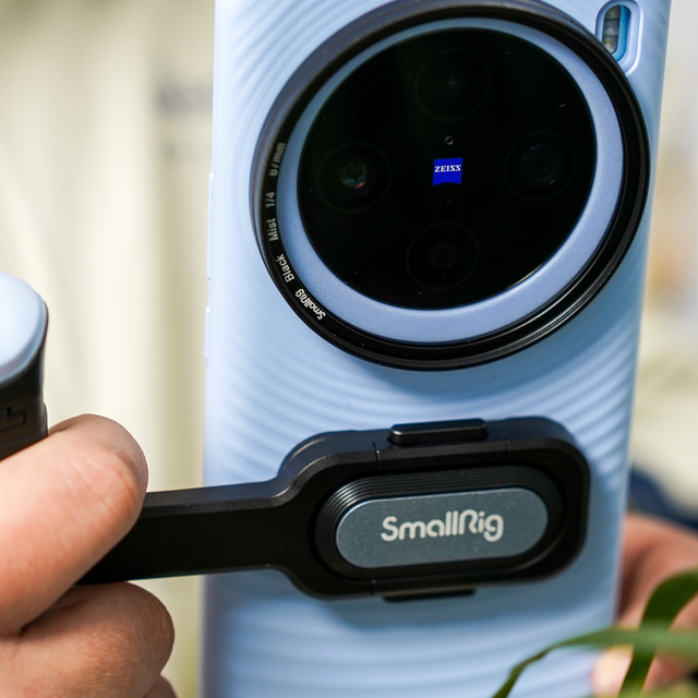 成就VIVO X100 Pro的专业影像实力——SmallRig斯莫格手持助拍器