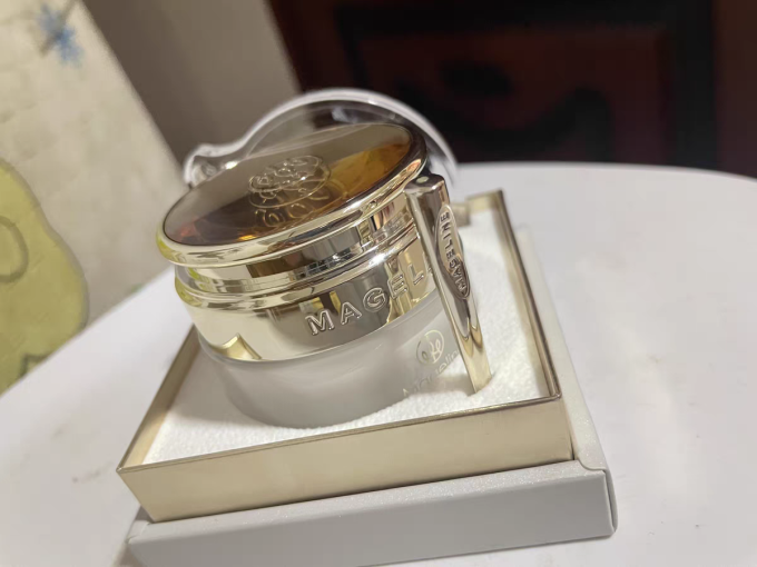 麦吉丽面霜