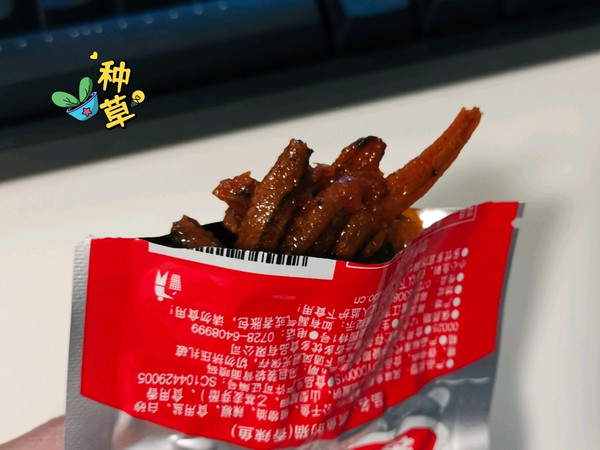 吃货不可错过的好零食之香辣小鱼仔
