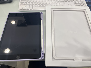 倍思iPad9钢化膜