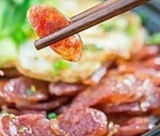 蒸饭做出花来，简单好吃，最出名的煲仔饭