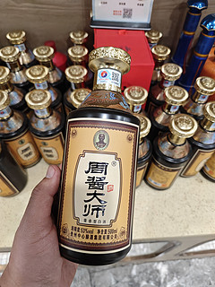 不像酱香型的酱香酒