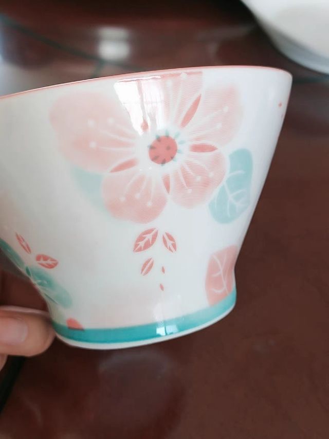 非常好看的陶瓷碗
