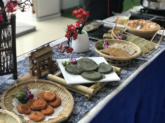 食怀聚会餐饮