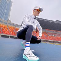 等不到好天气，还是忍不住去操场转转