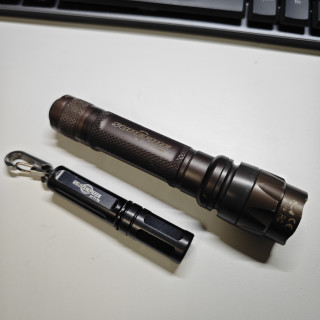不懂就问，为啥现在搜神火手电出现的都是Supfire……