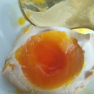 1号店每月的免费可生食鸡蛋必做酱油溏心蛋