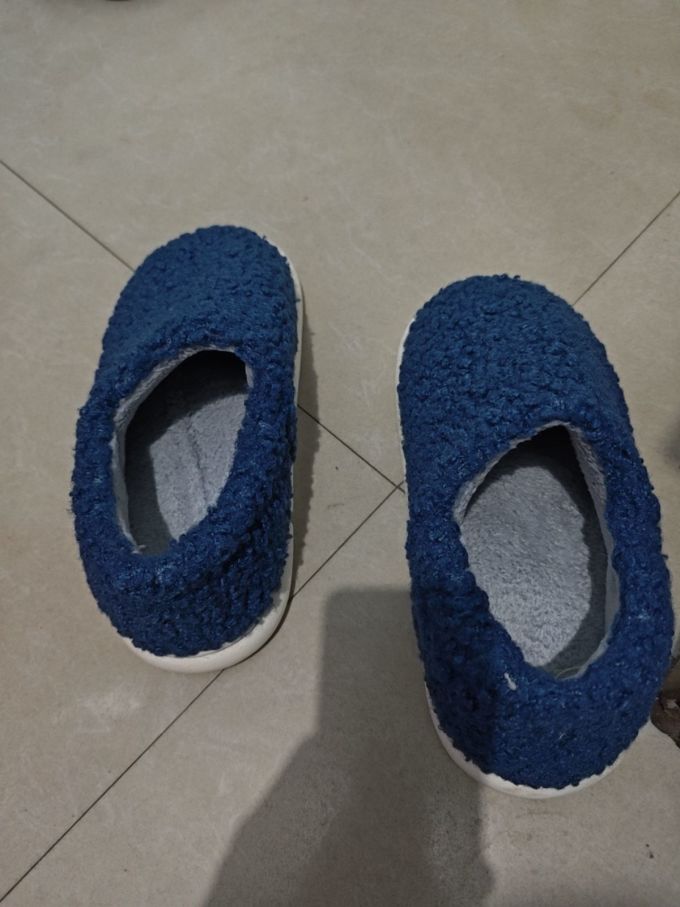 利达妮浴室拖鞋