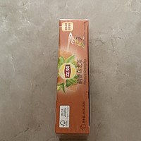 那顿红茶每天要喝好几包，便宜又好喝。