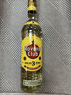 哈瓦纳俱乐部（HAVANA CLUB ） 3年陈酿朗姆酒，鸡尾酒必备