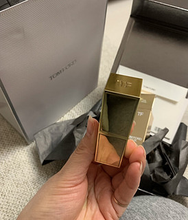 ￼￼TOM FORD璀璨琉金 金箔唇膏 触唇变色 TF口红 生日礼物 送女友￼￼