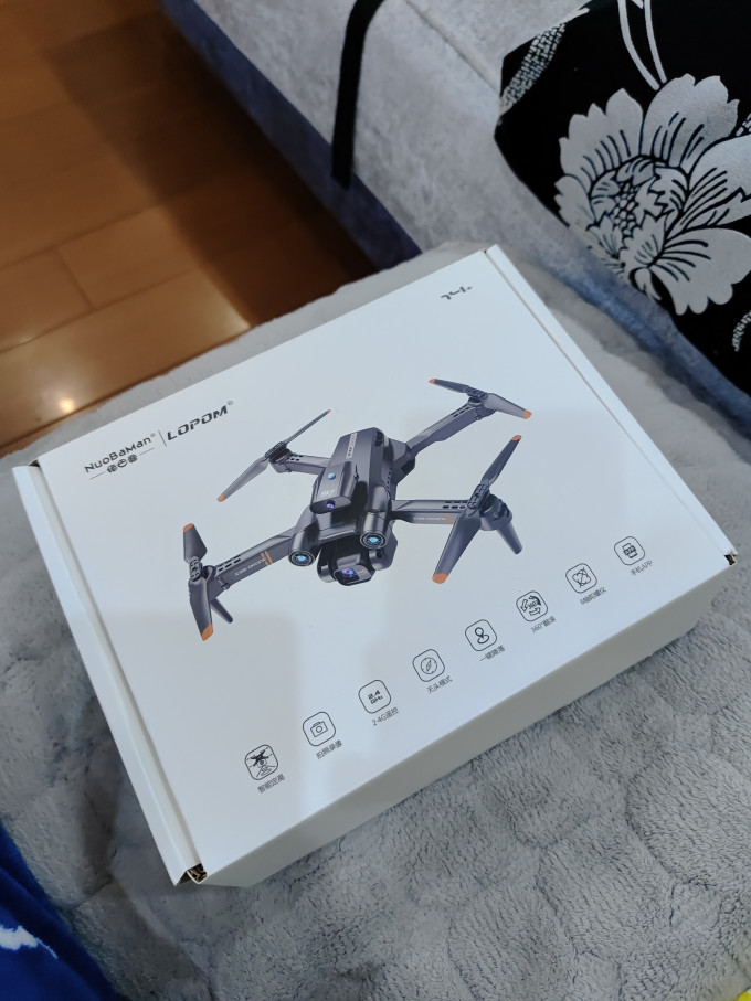诺巴曼遥控玩具