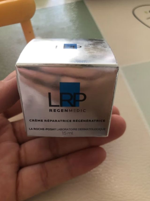 理肤泉赋活修护面霜