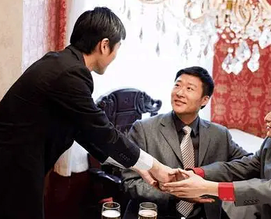 春节参加酒局,不会说敬酒词怕尴尬?牢记这3种术语,万能好用_白酒_什么值得买