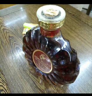 人头马（Remy Martin）洋酒 X.O优质香槟区干邑白兰地 500ml 新年礼盒 年货送礼