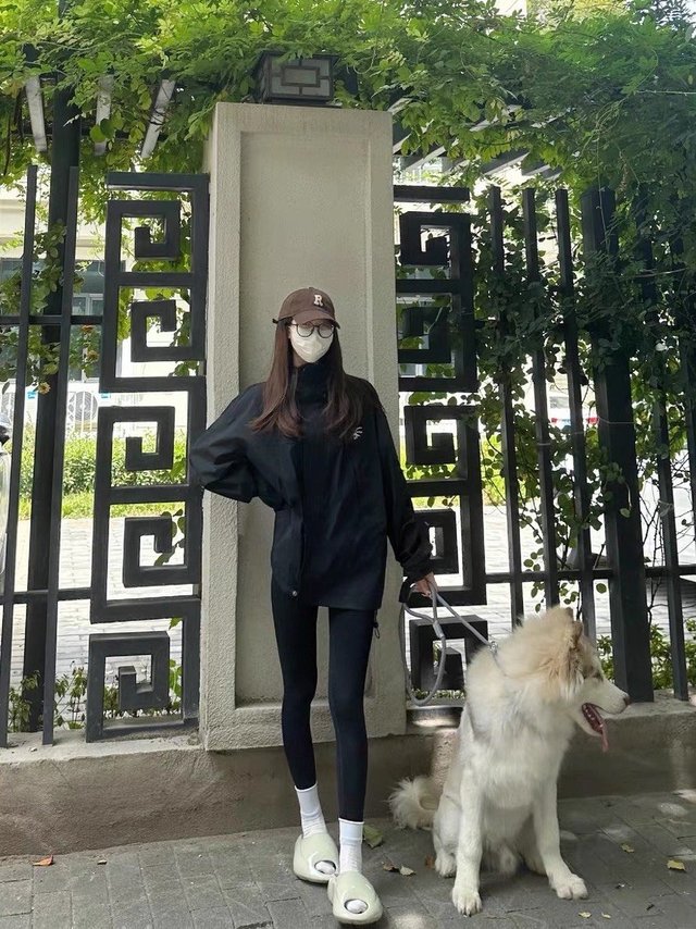 超舒适鲨鱼裤，秒变时尚达人！