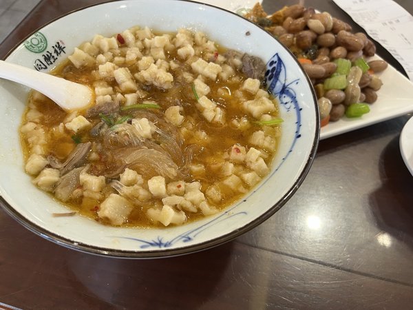 泡馍为啥这么好吃呢？