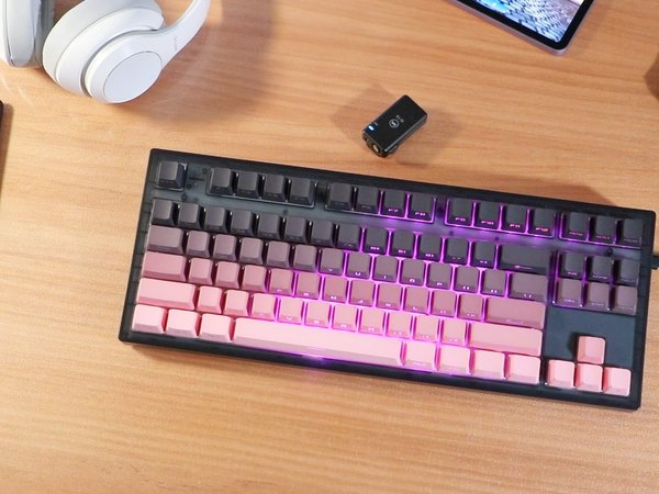 腹灵MK870键盘：高颜值、超爽手感，抢购就送游戏氛围！