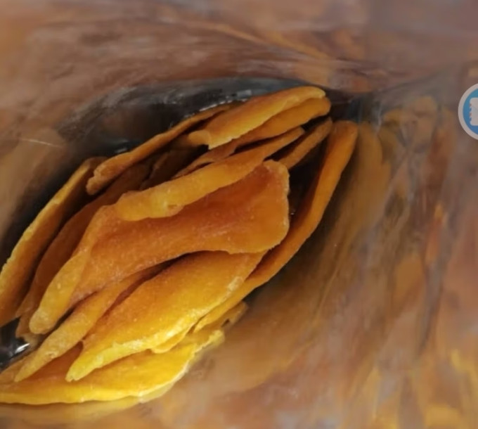 良品铺子蜜饯果脯